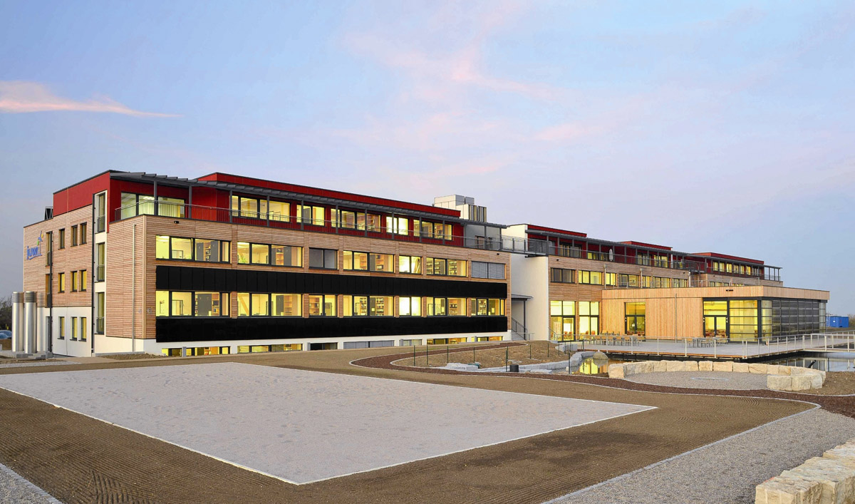 Energeticky nejefektivnější kancelářská budova na světě – sídlo koncernu juwi ve Wörrstadtu (Německo)
