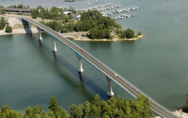 Most Lövö ve Finsku z konstrukční oceli Ruukki dlouhý přibližně půl kilometru