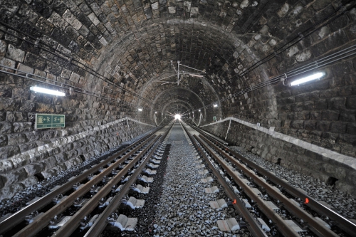 Obr. 13: Rekonstrukce Střelenského tunelu vč. kol. č. 1 a 2 v km 22,110–27,261 trati Horní Lideč–St. Hr. SR