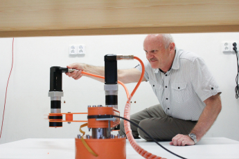 Liberečtí vědci vyvíjejí zařízení pro velkorozměrový 3D tisk